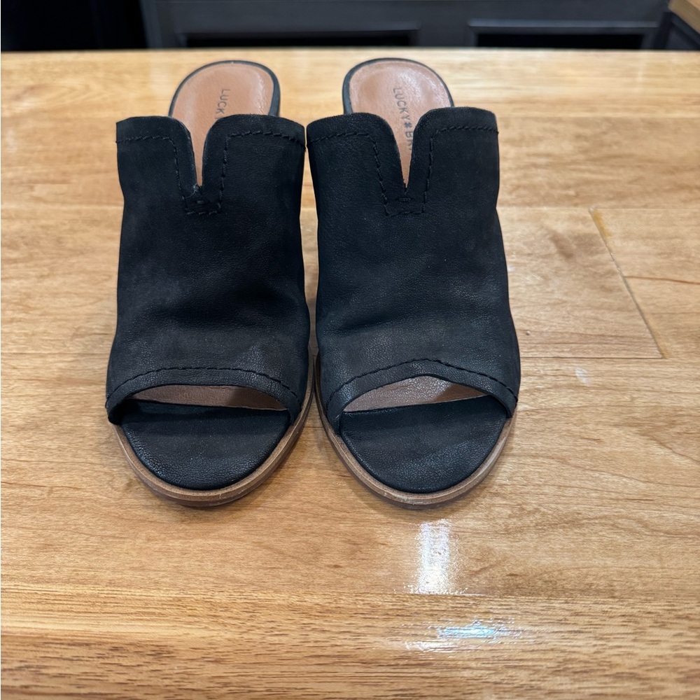Black Women's Slide heels Lucky Brand size US 7M Eur 37.5